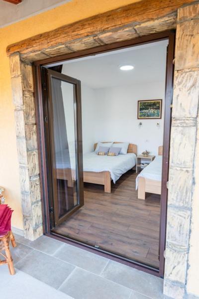 Apartmani Zapis Vrdnik Bagian luar foto